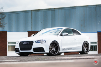 ���� ������� Vossen: Audi RS5 �� ������ Vossen VPS-301