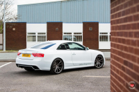 ���� ������� Vossen: Audi RS5 �� ������ Vossen VPS-301