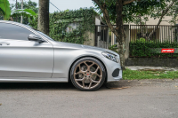 ���� ������� Vossen: Mercedes C-Class �� ������ Vossen CG-205