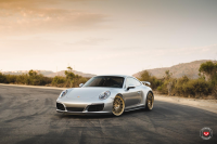 ���� ������� Vossen: Porsche 911 �� ������ Vossen LC-105T