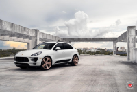 ���� ������� Vossen: Porsche Macan �� ������ Vossen CG-210